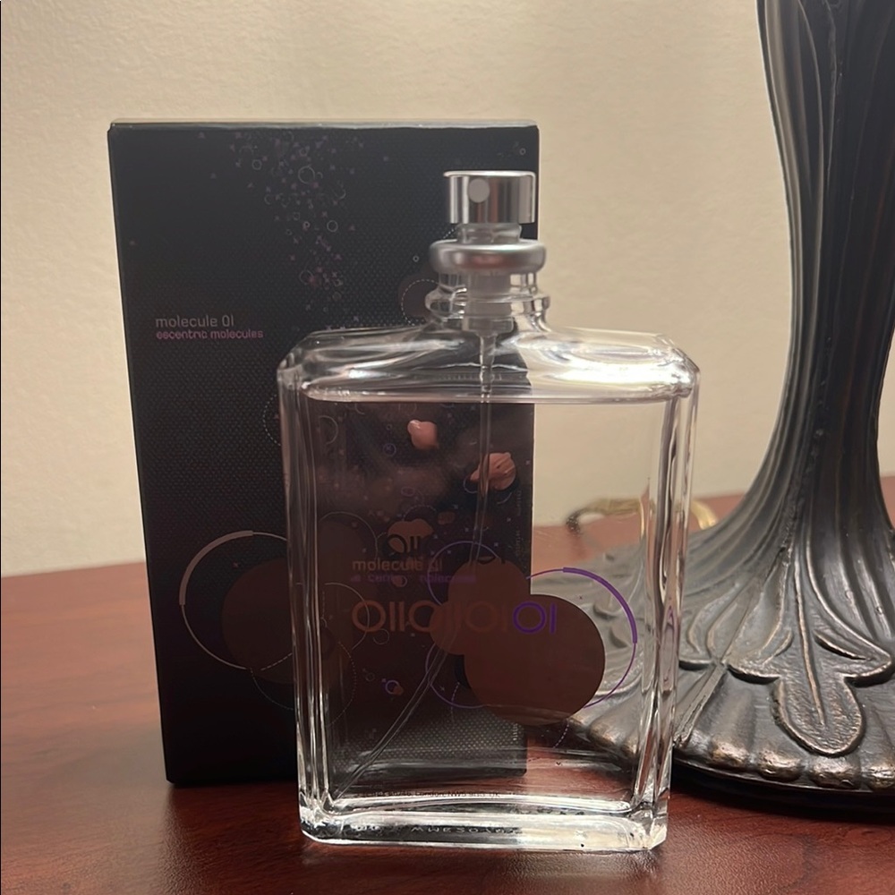 Escentric Molecules Molecule 01 Eau De Toilette